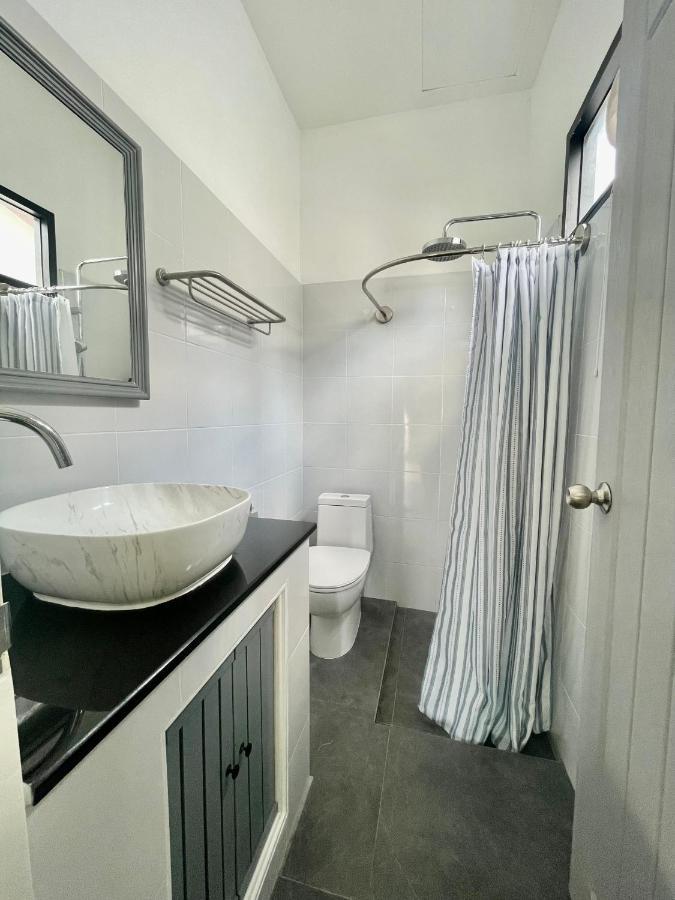 Casa Luna Bangkok Ngoại thất bức ảnh